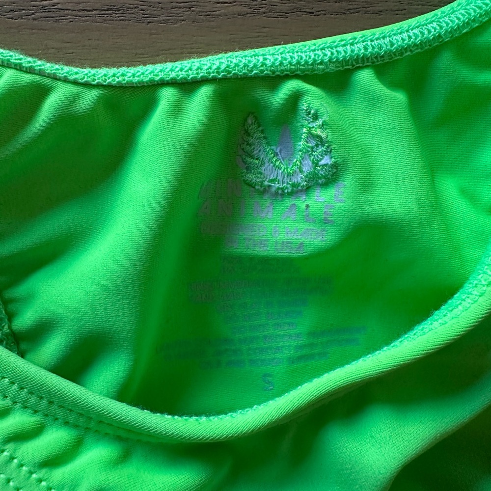 Minimale Animale Neon Green Bikini - Picture 3 of 4